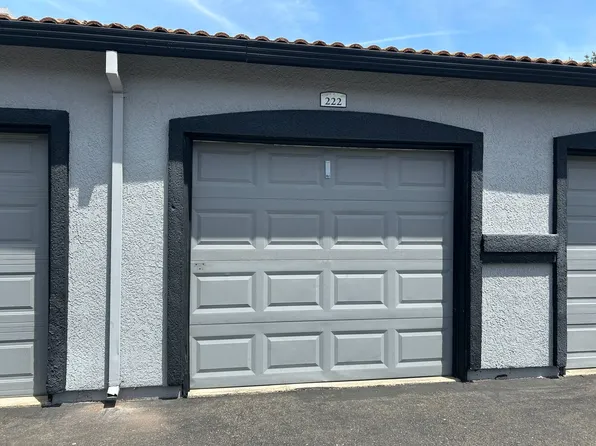 5201 Laguna Oaks Dr #187, Elk Grove, CA 95758