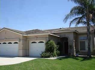 14975 Oakspring Dr, Fontana, CA 92336