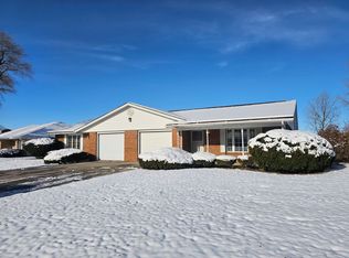 1516 Edgewood Dr, Lima, OH 45805