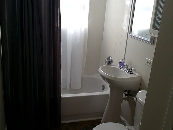 Upstairs Bath