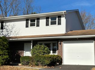 67 Jonathan Dr, Easton, PA 18045