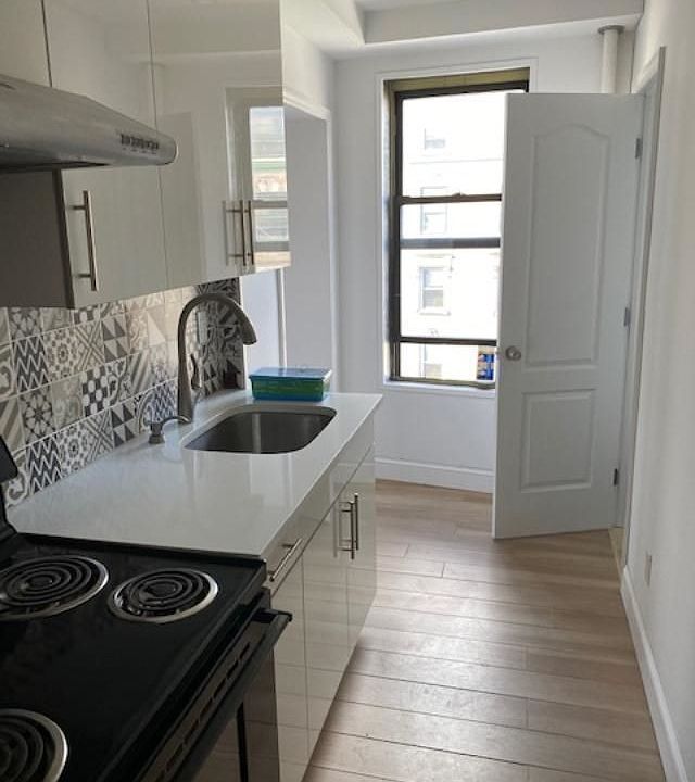 2nd image of 378 Broome St #13
