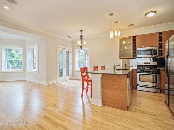 2nd image of 1513 W Fargo Ave APT 1N
