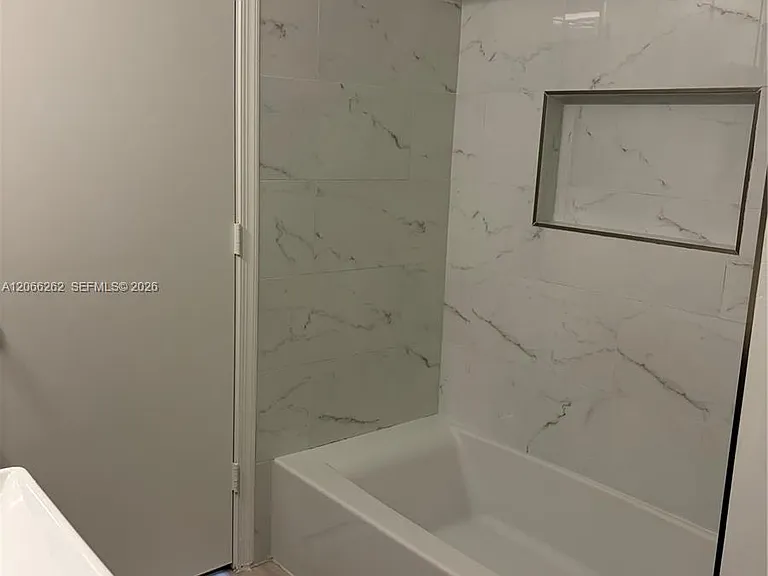 2578 Cordoba Bnd #2578 — Photo 12