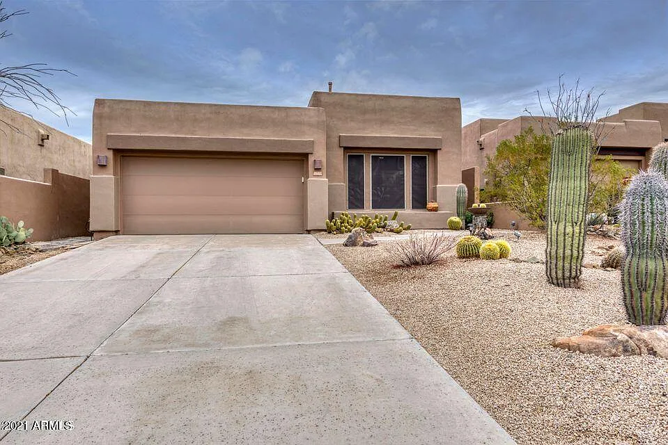 2 bed, 2.0 bath, 1560 sqft, $3,000 — Photo 1