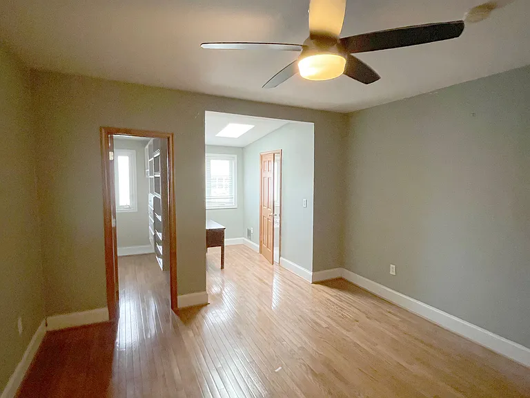 1529 Spring Pl NW — Photo 5