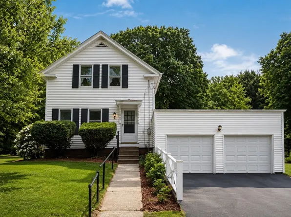 115 School St, Warren, MA 01083