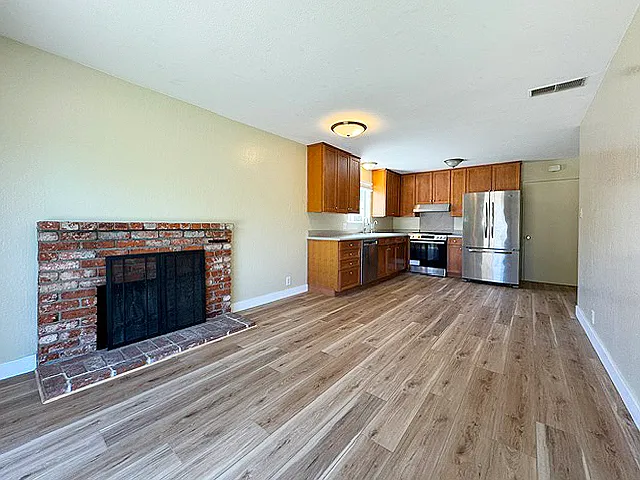 4149 Lemoyne Way — Photo 3