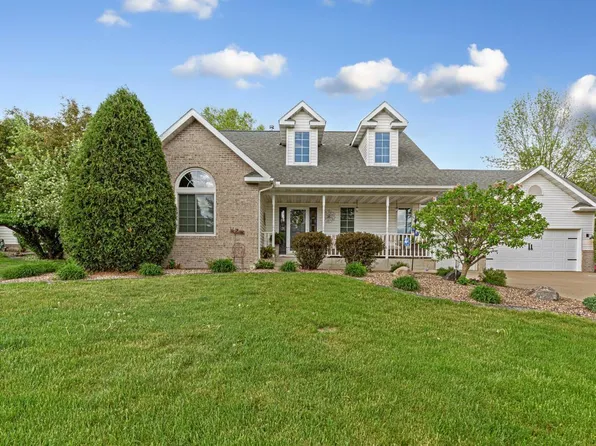 1130 Jerake Pl, Owatonna, MN 55060