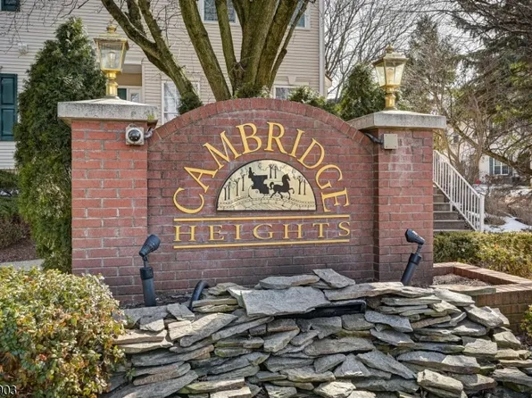 171 Cambridge Ct, Clifton City, NJ 07014