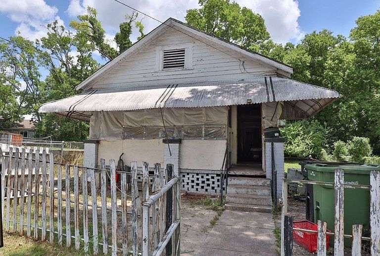 1st image of 608 Radcliff Ave