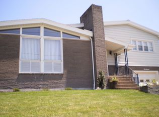 2000 Sylvan Ave, Latrobe, PA