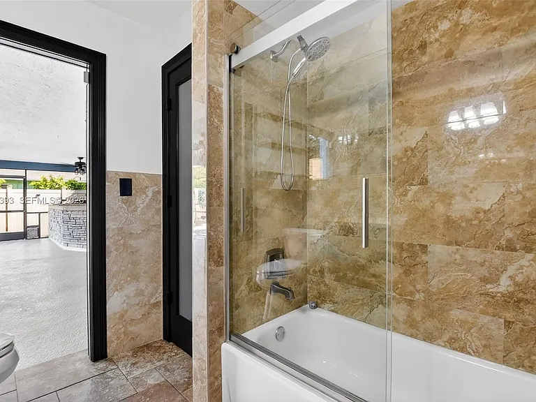 13808 Geranium Pl — Photo 21