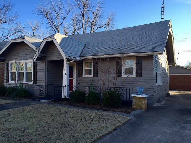 New roof added 5/2016