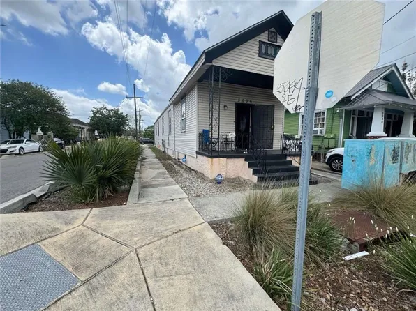 3036 Saint Peter St, New Orleans, LA 70119
