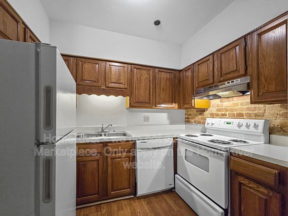 5th image of 801 W McGee St Unit 23