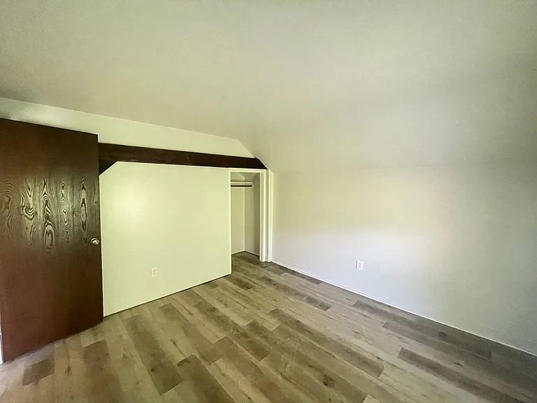 98 Main St #8 — Photo 9