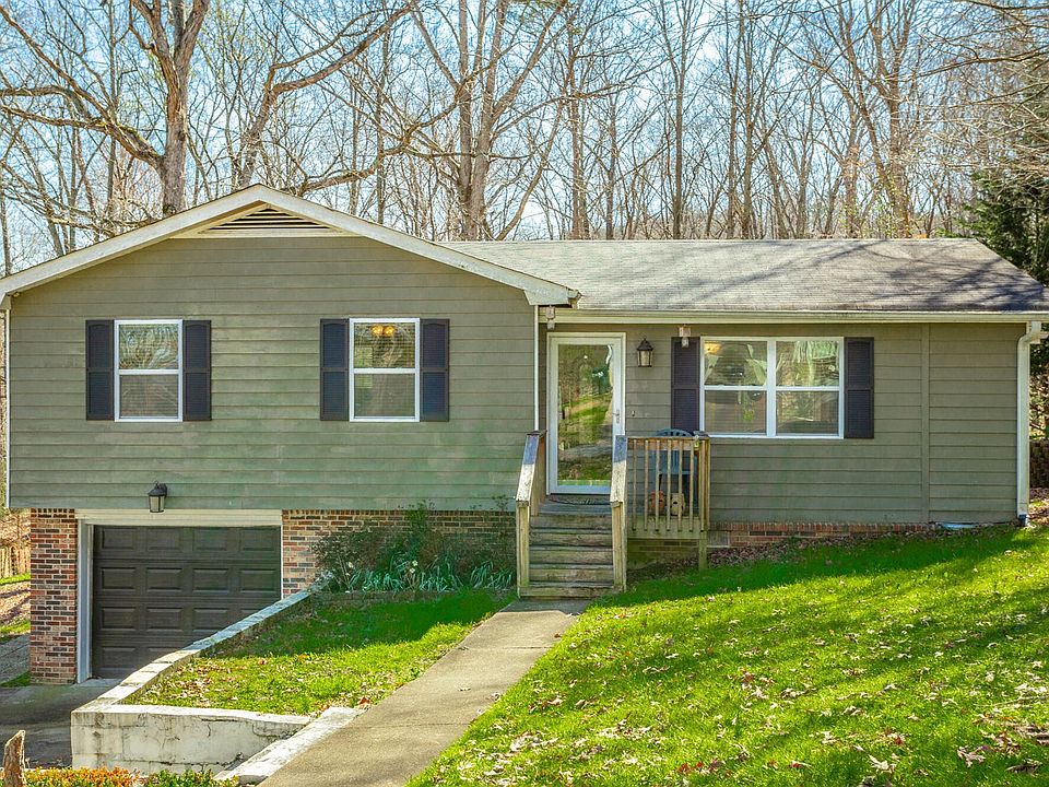 1st image of 6930 Knollcrest Dr