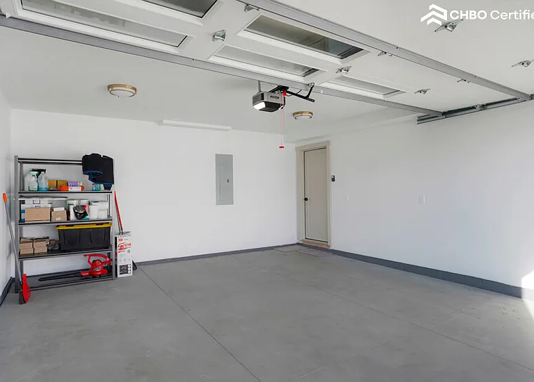 6083 S Sycamore St — Photo 16