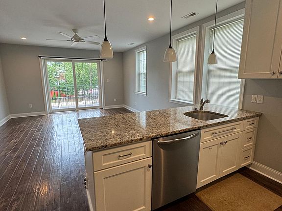 2nd image of 5850 Henry Ave Floor 2