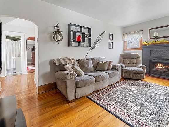 5th image of 37 Arthur Ave