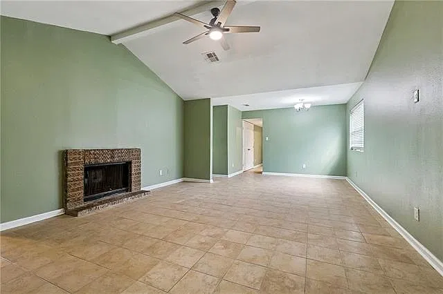 4 bed, 2.0 bath, 1500 sqft, $1,900 — Photo 3