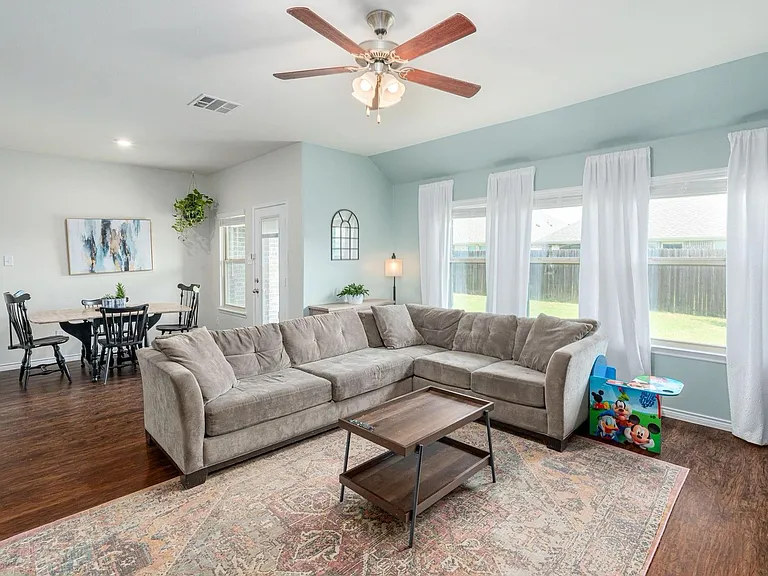 3136 Overlook Dr — Photo 9