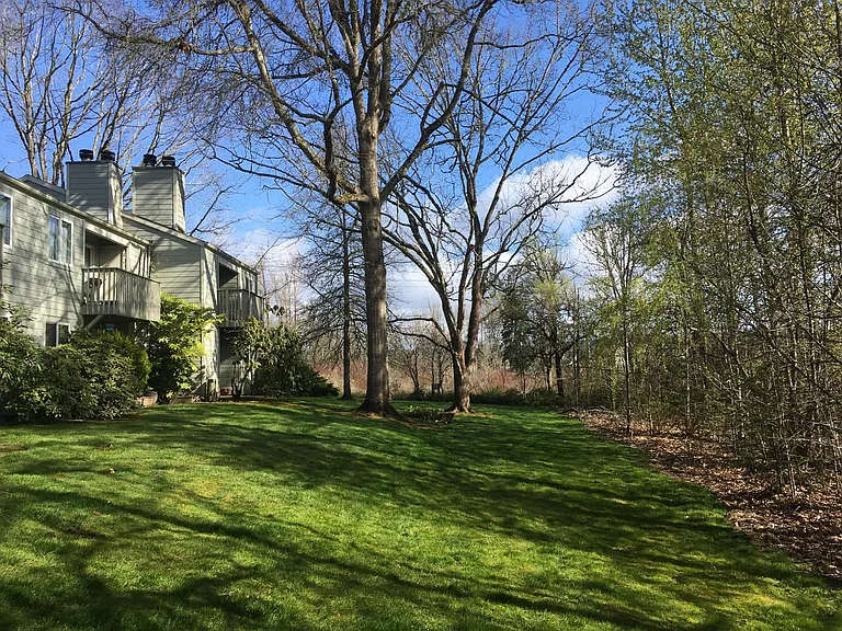 5190 NW Neakahnie Ave #17 — Photo 45