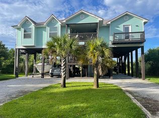 8216 Belle Fontaine Dr, Ocean Springs, MS 39564