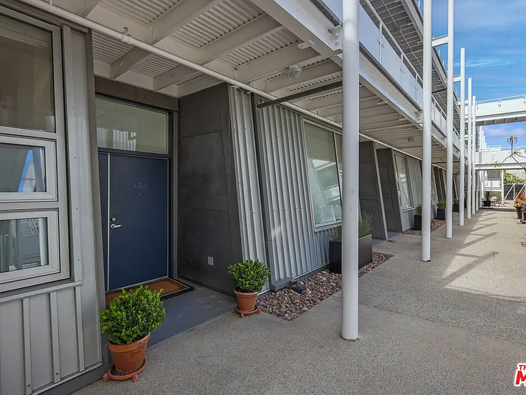 615 Hampton Dr #A103 — Photo 5