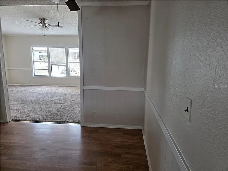 9919 Scepter Ave — Photo 5