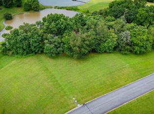 4064 Paradise Dr, Mooresburg, TN 37811