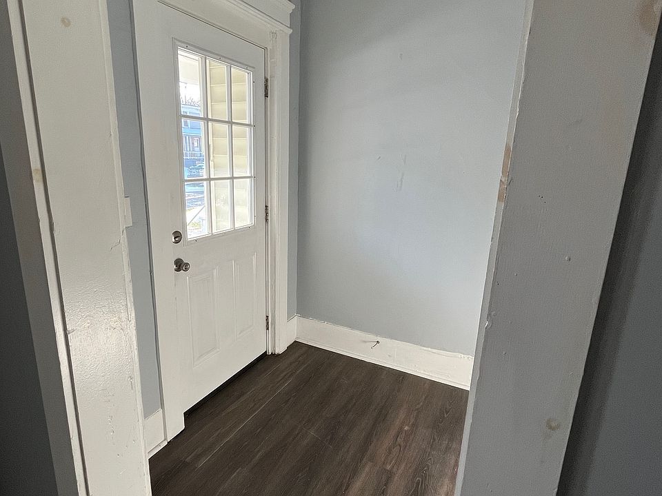 1st image of 310 Apple St #1