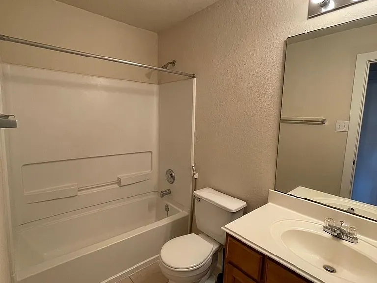 11928 Prior Park Dr — Photo 19