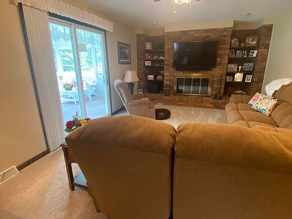 5th image of 4404 Mary Todd Rd