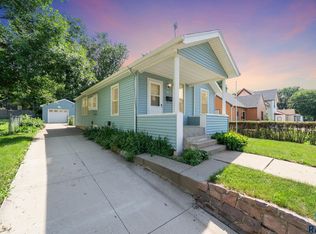 1207 W Sioux St, Sioux Falls, SD 57104