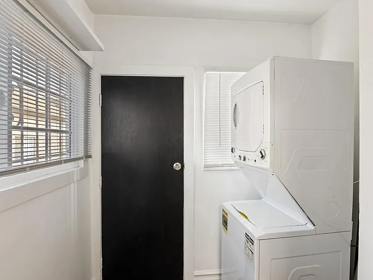 1453 W 37th Dr #1453 — Photo 22
