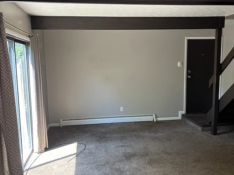2445 Russell St #1 — Photo 11
