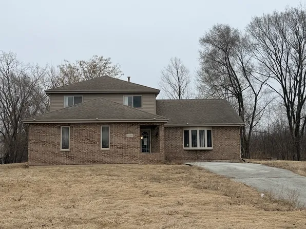 22503 S State St, Steger, IL 60475