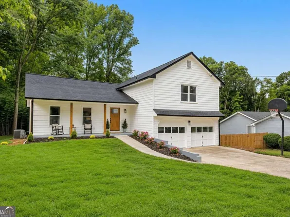 1548 Sprayberry Dr, Marietta, GA 30066
