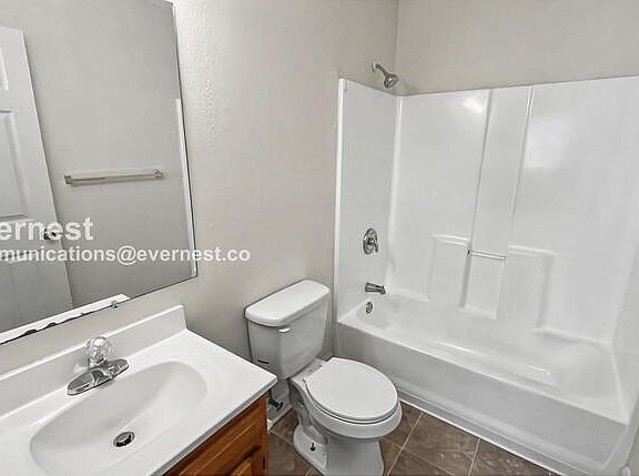 5th image of 1311 E 31st St #A