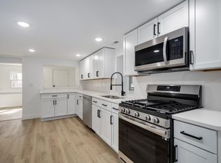 1229 W 32nd Pl #1, Chicago, IL 60608