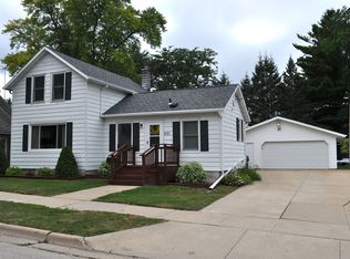 531 Lincoln St, Seymour, WI 54165