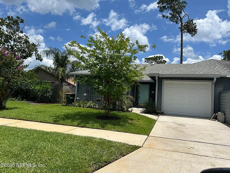 3123 Courtney Woods Ln W — Photo 1