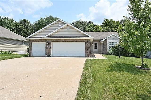 1st image of 3207 Morton Ln