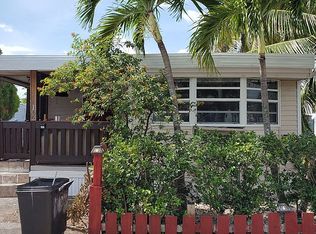 102 Lori Ln, Hallandale Beach, FL 33009