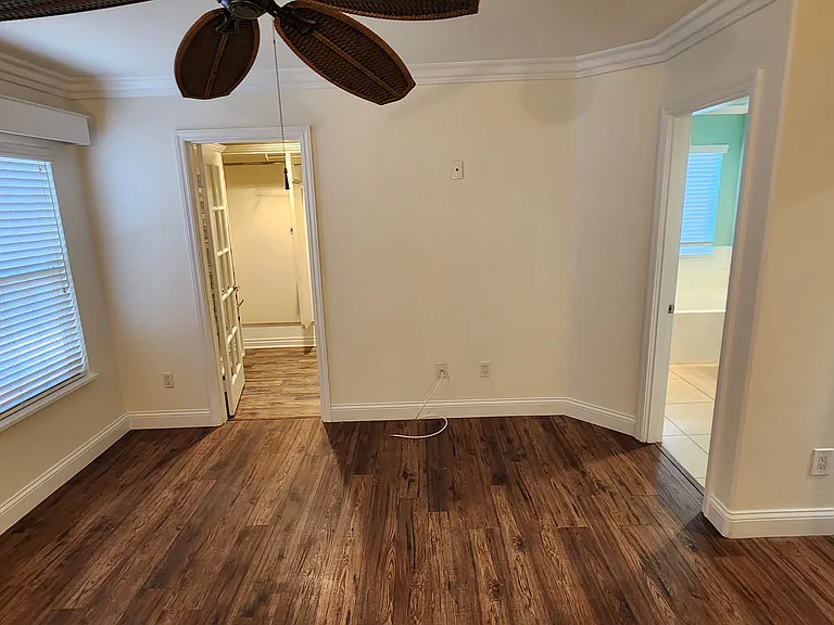 3045 E Newgrove St — Photo 23
