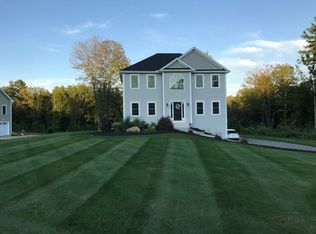 32 Jennings Rd, Charlton, MA 01507