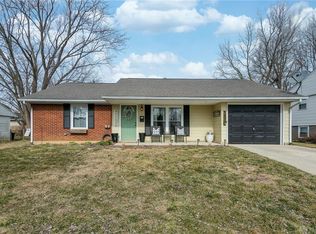 1890 Commonwealth Dr, Xenia, OH 45385