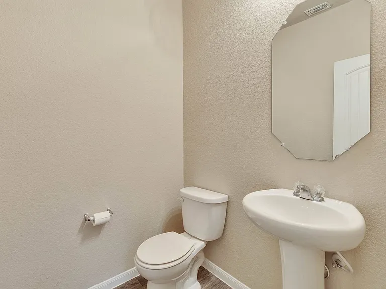 14910 Jolynn St — Photo 22